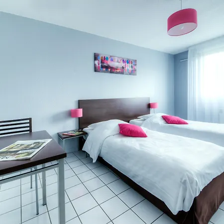Zenitude Hôtel-résidences La 3*