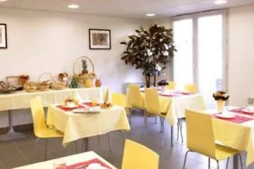 Отель Comfort La Безансон